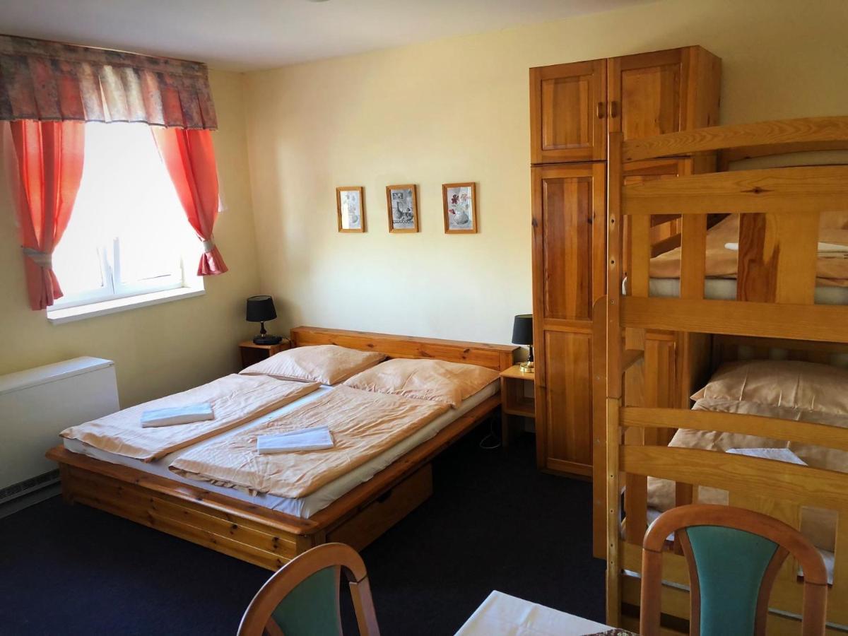 Penzion Na Pracharne Kladruby  Экстерьер фото
